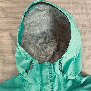 The North Face HyVent 2.5L Jacket